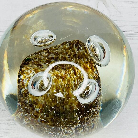 Beautifully Crafted Glass Paperweight Large Controlled Bubbles Made in Poland - Picture 3 of 10